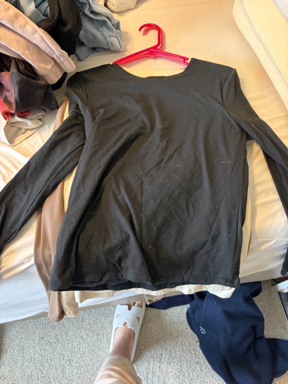 nuuds Black Long-Sleeve Crew Neck Top